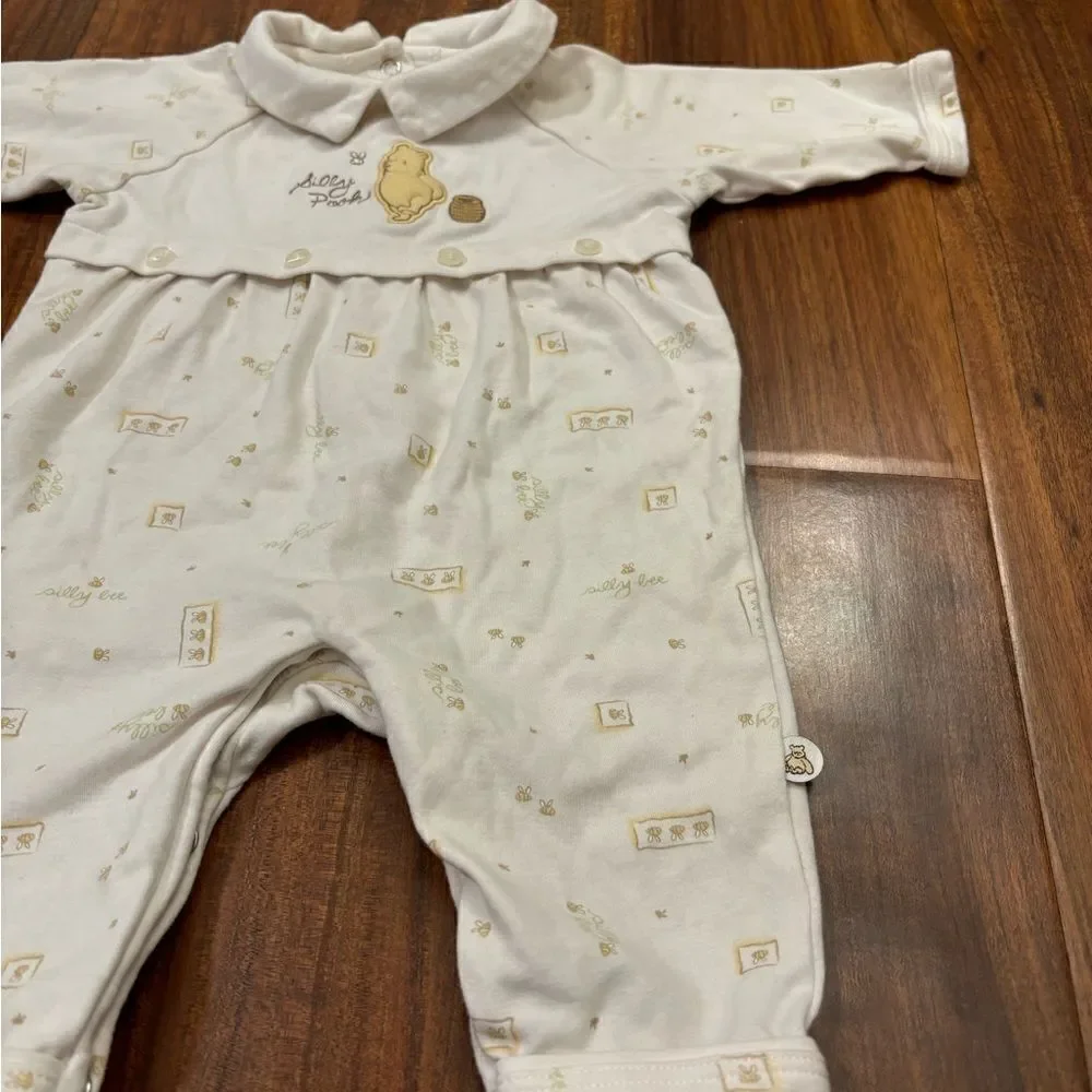 Classic Pooh Vintage Winnie the Pooh Disney beige embroidered jumpsuit